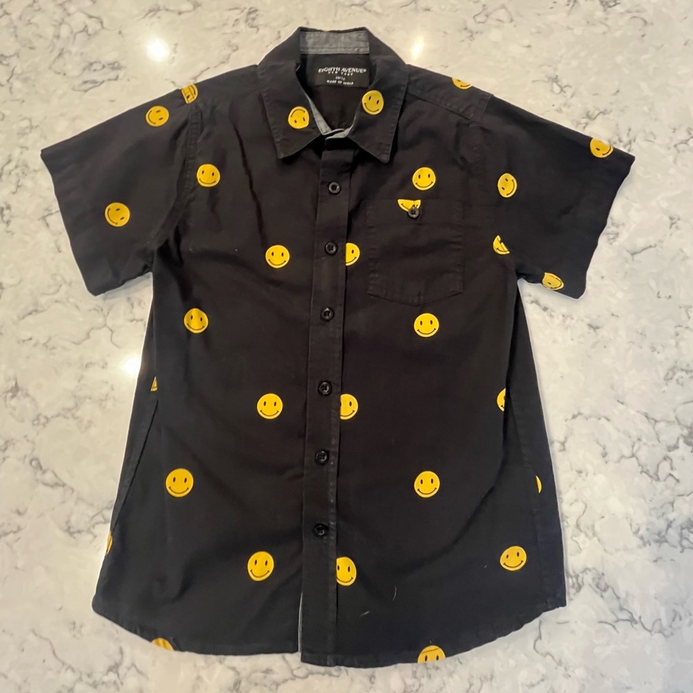 Boys Size 10/12 (fits like a M) Black with Smiley Faces Button-Down Shirt